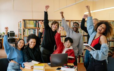 pexels-yankrukov-8199562